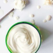 What is a good homemade hair mask for dry damaged hair?